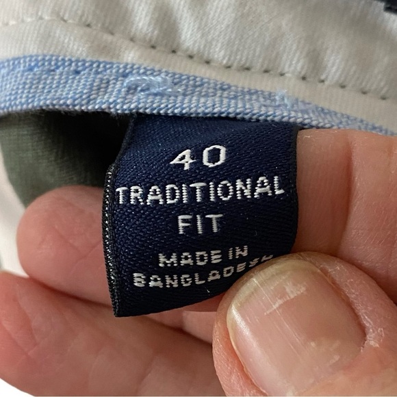 LAND’S END - SIZE 40 - KHAKI GREEN - TRADITIONAL FIT  - FRONT PLEATS - B9 - Picture 2 of 10